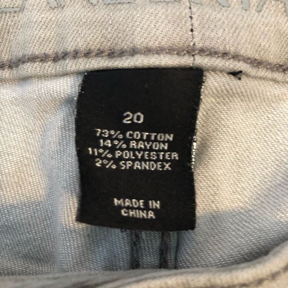 Lane Bryant jeans denim capris distressed size 20 - Picture 4 of 5